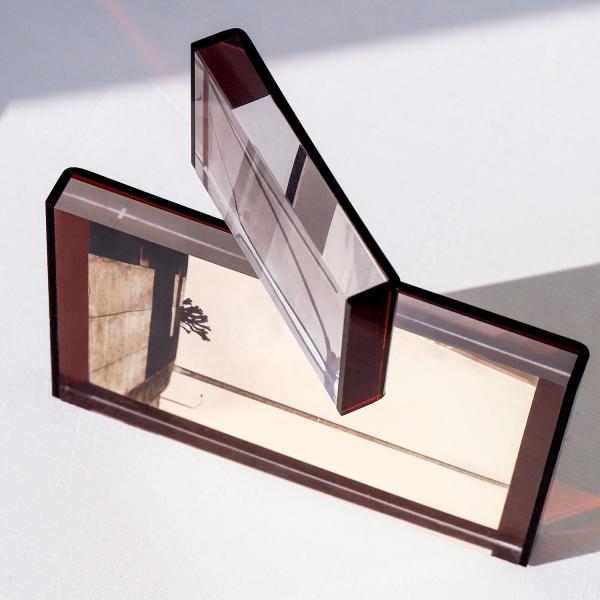 Custom 6'' X 8'' Acrylic Block Photo Frame With Removable Peg For Home Hotel