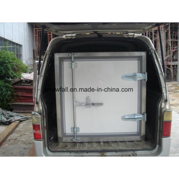 Stability Consistency Small Refrigeration Van Freezer Van with Customizable