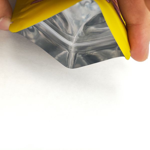 Resealable Smell Proof ziplockk Packaging Mylar weed Bags Custom Printed Plastic Bag