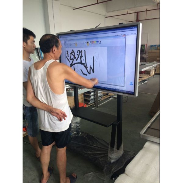 External HD Free Standing Digital Signage Kiosk Touch Screen 1080P For School