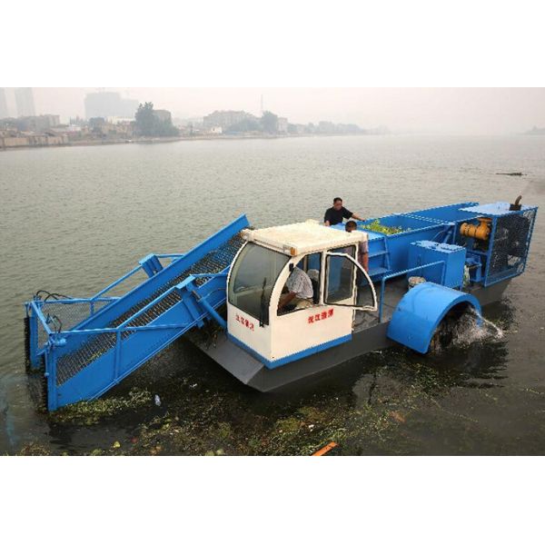 8 Cubic Capacity Lake Weed Cutter Machine For River Waterweed Reed Harvester
