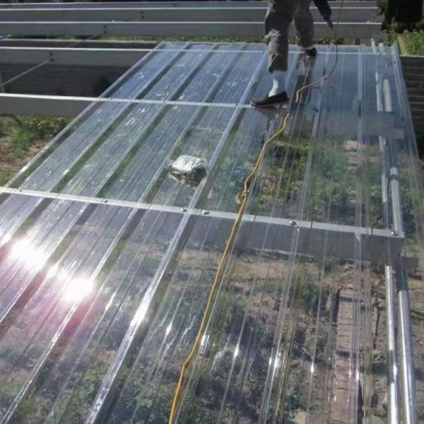 Transparent Polycarbonate Corrugated Sheet UV Resistant PC Roof Sheet