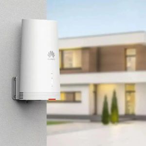 5G Outdoor CPE Router with 5G NR LTE FDD and LTE TDD Support for High-Speed