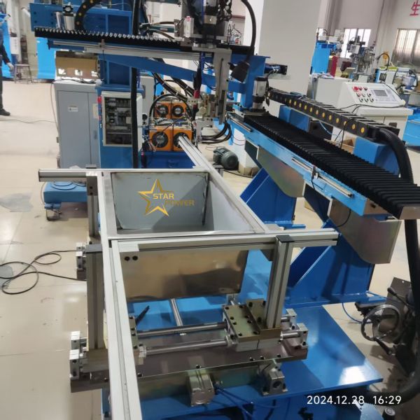 Quality High Precision CNC Welding Machine For Kitchen Sink Manufacturing Advanced Welding Equipment For Strong And Beautiful Welds wholesale