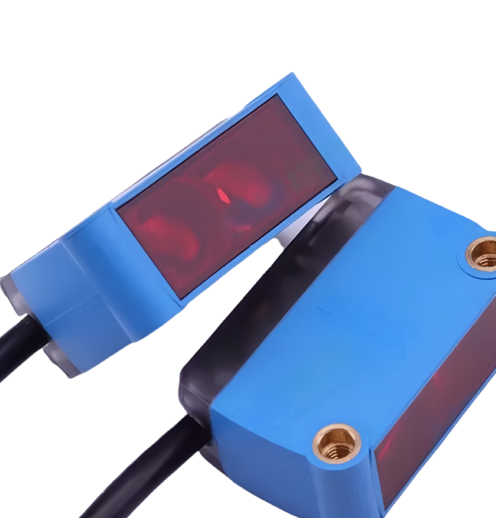 Sick DT50-P2113 Laser Distance Sensor with 20m Range