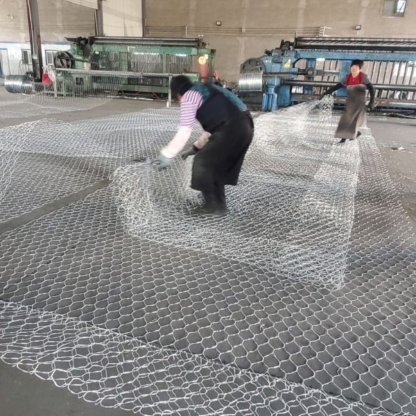 Quality 275g Zinc Coated Wire Mesh Gabion Box Hexagonal Double Twisted wholesale