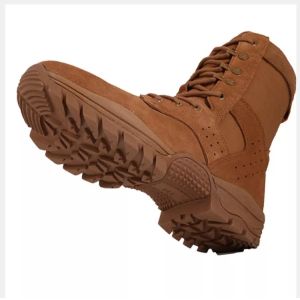 Tactical Boots Military in Black Cowhide Rubber for Outdoor Adventures