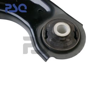 D10E34350 Lower Suspension Left Automotive Control Arm For Mazda CX-3 15-18