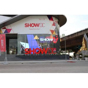 GS3.9 7.8G60T Grille Transparent LED Display Film Wan