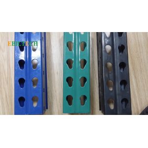 Beam Warehouse Teardrop Pallet Rack , Green Heavy Duty Warehouse Storage Racks