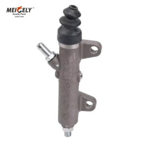 China Bus Clutch Master Pump 1608-00105 - High-Quality Replacement on sale