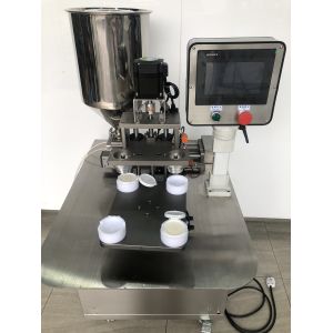 Quantitative Injection Method of Three colors Air Cushion BB cream Filling