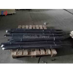 Demolition Crowbar With Flat Curved Ends For Versatile Prying