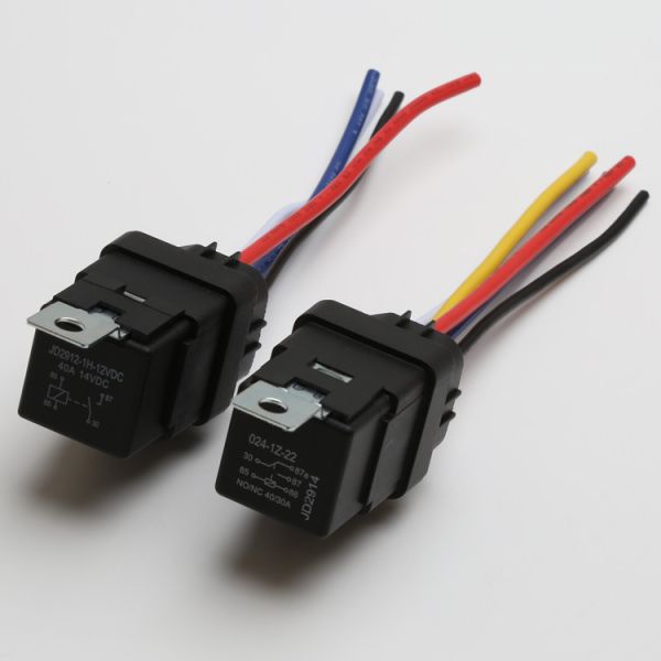 5 PIN SPDT JD2912 Car Relay 24V 12V 40A with Harness Sockets for Truck