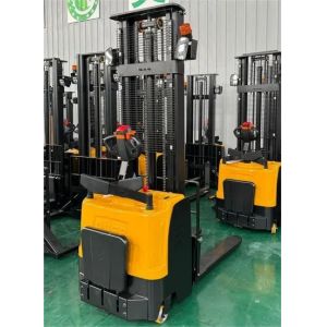 Light Weight 1-1.5t Load Capacity 500mm Load Center Electric Pallet Stacker All