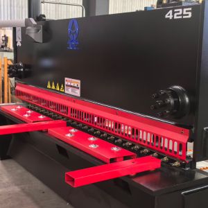Dutch DELEM Hydraulic Guillotine Shearing Machine Plate Processing With