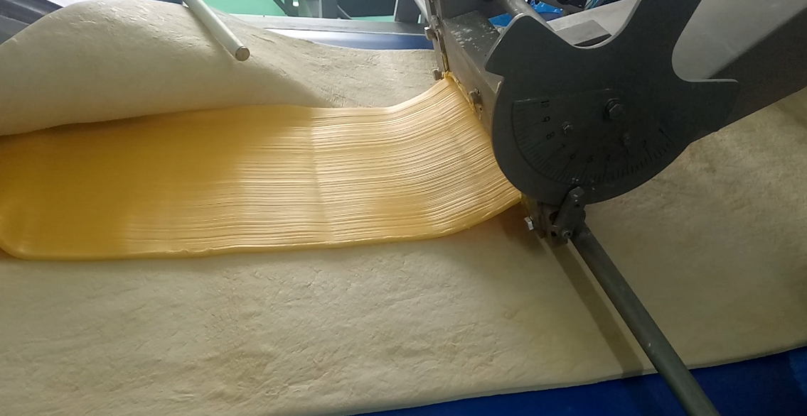 Industrial Puff Pastry Production Line With Auto Fat / Butter Feeding Pump