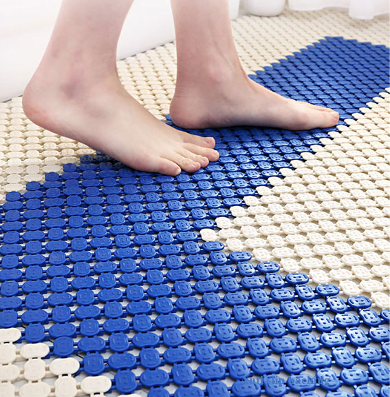 Non Slip Swimming Pool Surround Matting 200MM Square Shower Bathtub Mat
