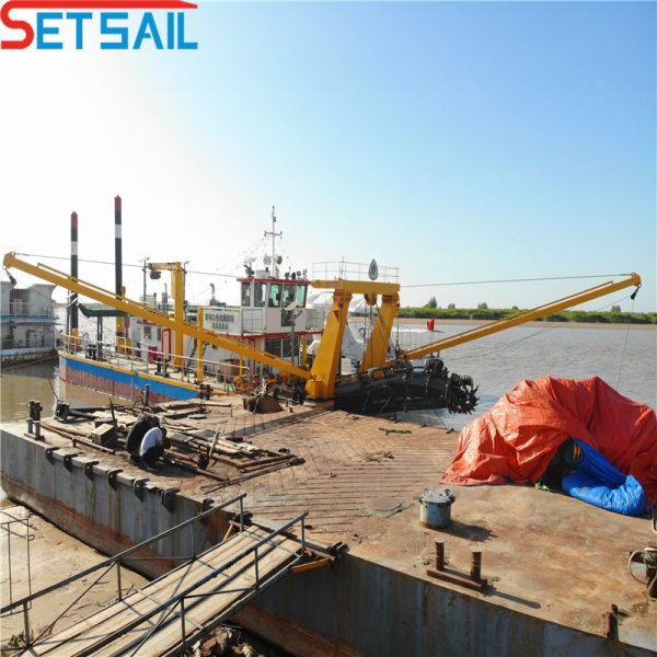 Powerful Diesel Cutter Suction Dredger with 3500m3 Water Flow and Sounder Depth