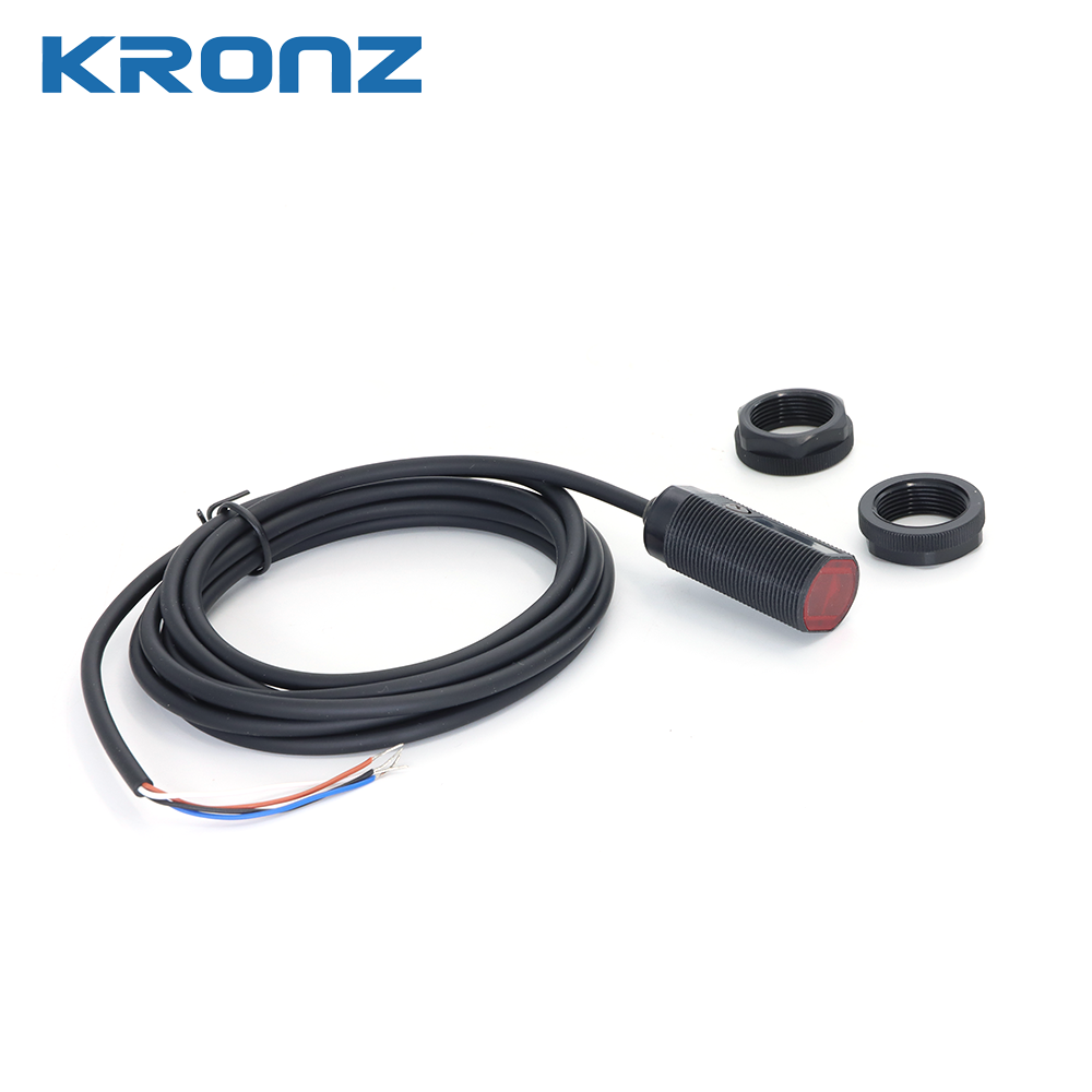 BP18Y Series Background Suppression Sensor 20-100mm Range Diffuse-reflective PNP