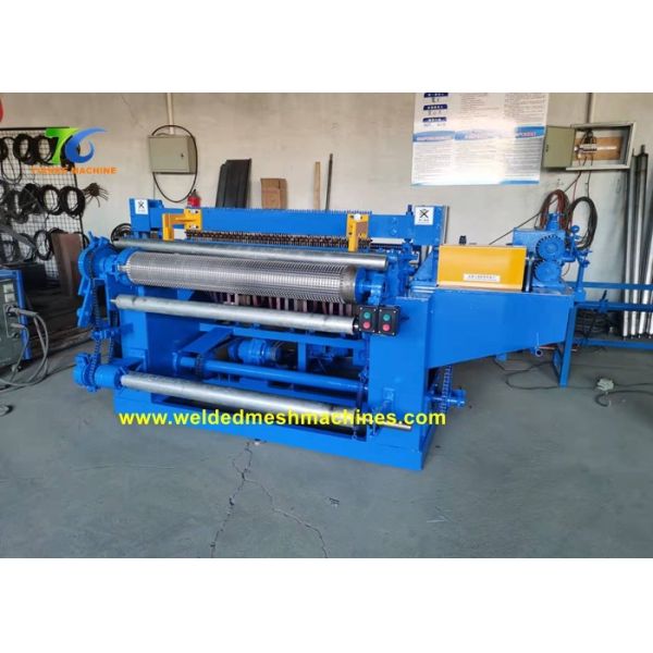 Quality Construction Roll 1.07mm Welded Wire Mesh Machine 220v 1/2"X1/2" Block wholesale