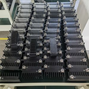 a Competitive 698-3800MHz 2X1 Hybrid Coupler Hybrid Combiners for Das Ibs 4.3-10
