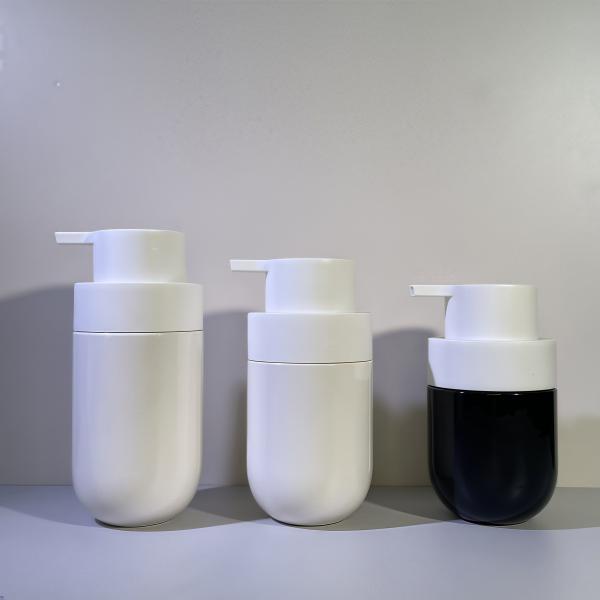 Fat Round Shape PET Cosmetic Bottle with Press Pump and Custom Color Silk Screen