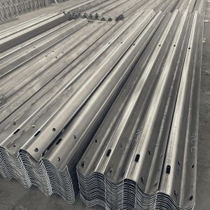 Hot-Sailing Rail Guards Corrugated Beam Guardrail Customized Size for Outdoor
