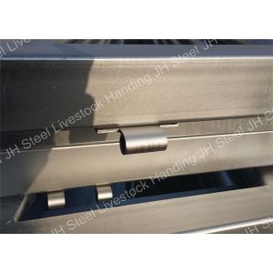 Heavy Duty Mobile Cattle Yard Panels Assisted Adjustment System