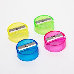 China Plastic Office Manual Single Hole Pencil Sharpener Round on sale
