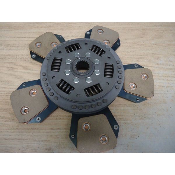 Quality MASSEY FERGUSON CLUTCH DISC M3701011R FITS MF375, 390, 4245, 4255 wholesale