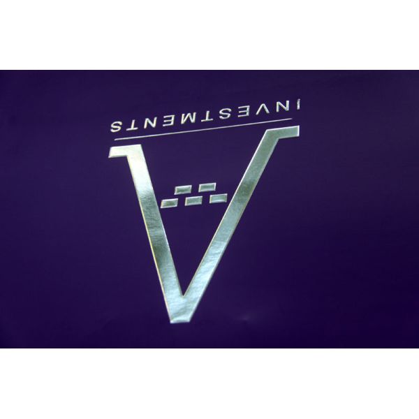 Purple Paper Printed Carrier Bag Foil Silvery Embossed for Advertising