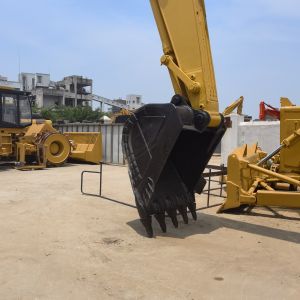 Japan Original Komatsu PC400-7 Mining Construction Equipment Komatsu PC400-8