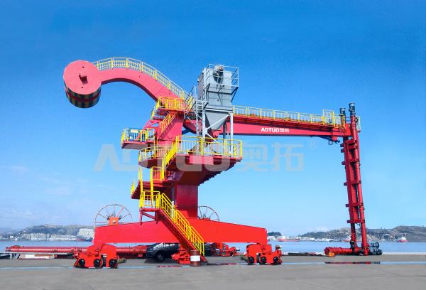 Quality Track Mobile Ship Unloader With Movable Portal Crane High Performance wholesale