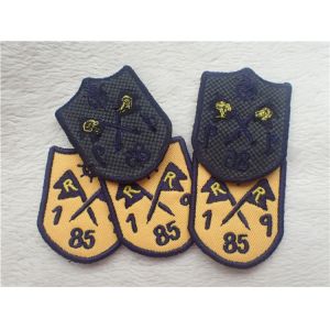 Eco - Friendly Custom Twill Patches Sew - On Back For Garment / Embroidered