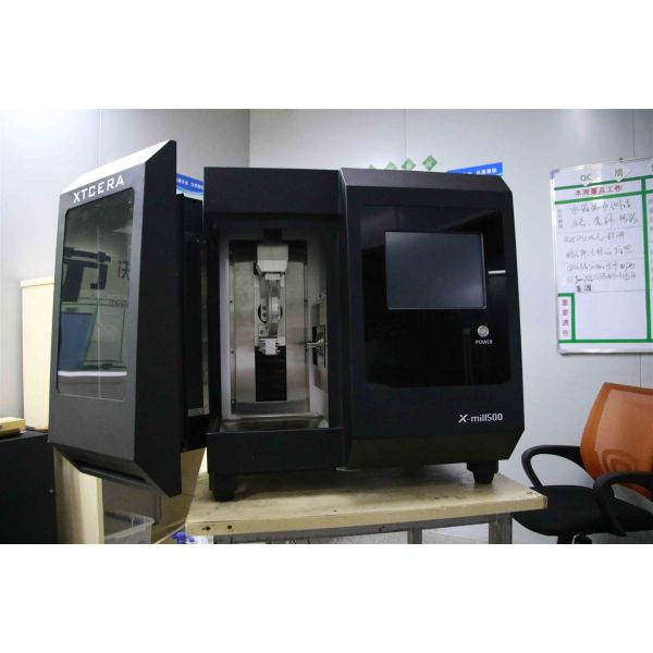 Quality Auto Calibrate 8burs 1.8kw 5 Axis Dental Milling Machine wholesale