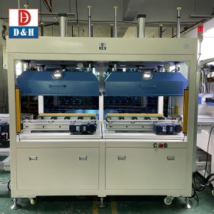 220V/380V Automatic Epoxy Urethane Resin Glue Dispensing Machine for Automotive