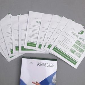 China Medical Sterile Vaseline Gauze Piece Non-woven Vaseline Gauze for Second Degree Burns and Skin Plant on sale
