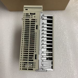 Yaskawa SGDH-10AE AC SERVO DRIVER 3 PHASE 7/7.6A 50/60HZ SIGMA II NEW