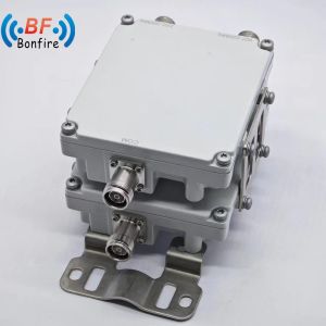 4.3-10f DIN-F Interface Triplexer Combiner for 5g Market 300W 1920-2170 2300