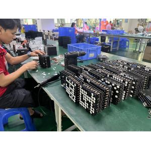 Magnetic Flip Dot Module Enhanced Display with Customizable Layers