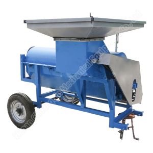 China Watermelon Seeds Harvester Machine Combine Watermelon Seeds Harvester on sale