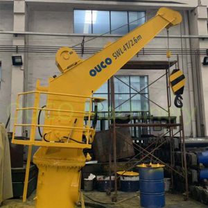 China CCS 4t 2.6m Offshore Electrical Ship Deck Cranes on sale