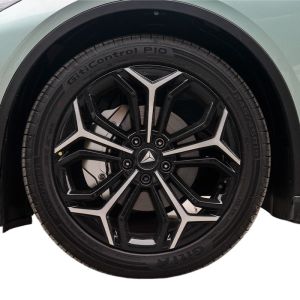 DEEPAL SL03 Extended-Range Electric Vehicle Ultramodern 5 Seat Hatchback