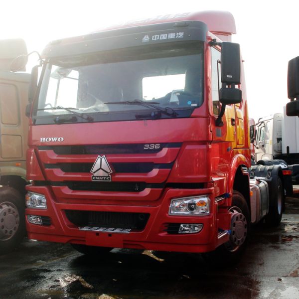 WD615.62 Engine 4x2 Prime Mover Truck 6 Wheels 290hp With Weather Resistance