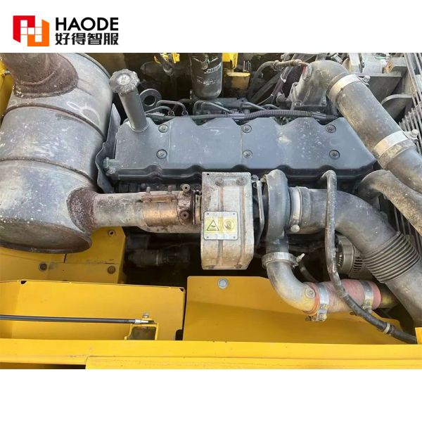 103 KW Komatsu SAA6D107E-1 Hydraulic Valve Used PC200-8 20t Excavator with Mini Bucket