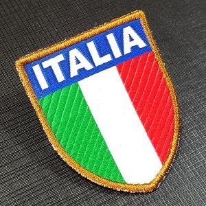 Factory Custom Shield Flag Embroidered Patch Customized Clothing Label Sew-on