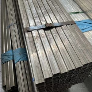 6m/12m 304 Stainless Steel Pipes ERW API Certified Square Tube and Rectangular