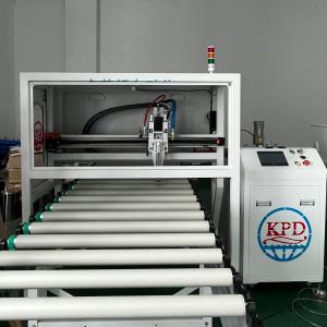 China 550KG Weight Core Components Pump Composite Sandwich Panel PUR Glue Spreading Machine on sale