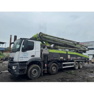 Zoomlion Concrete Pump Truck 56m Vertical Reach Using Mercedes-Benz Chassis for